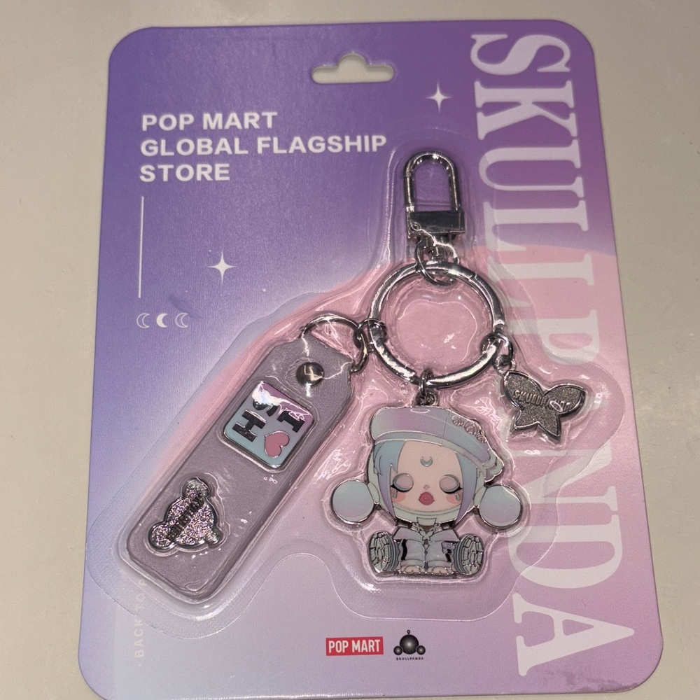 POP Mart Skullpanda Keychain